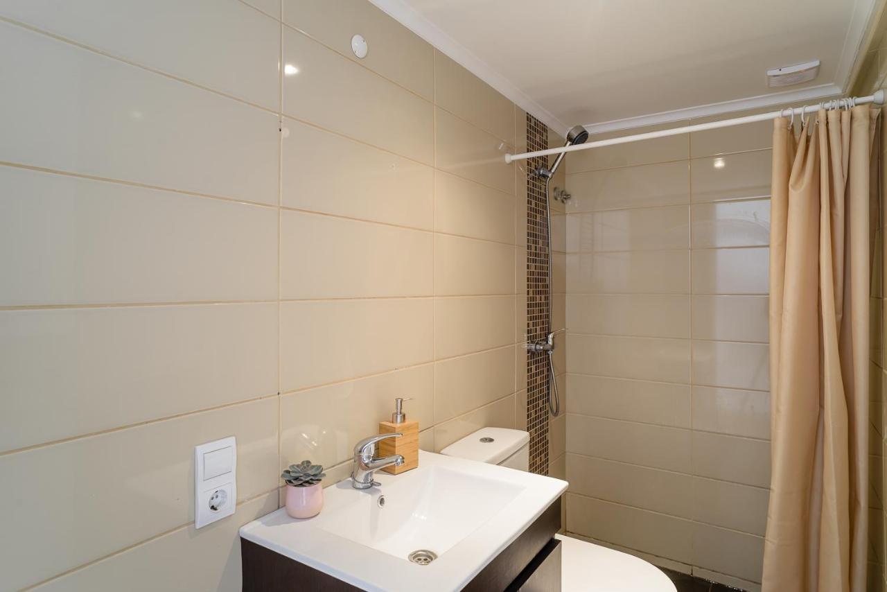 Apartments Center Castelo Lisbon Exterior photo